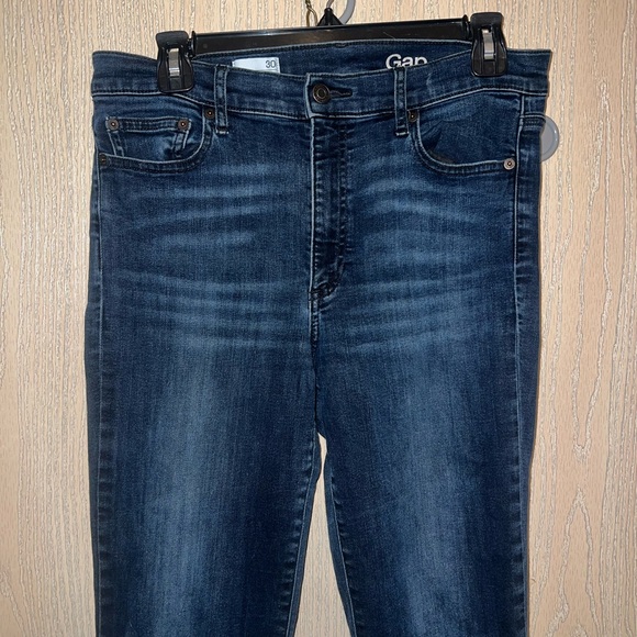 Gap Flare Jeans - Picture 2 of 5